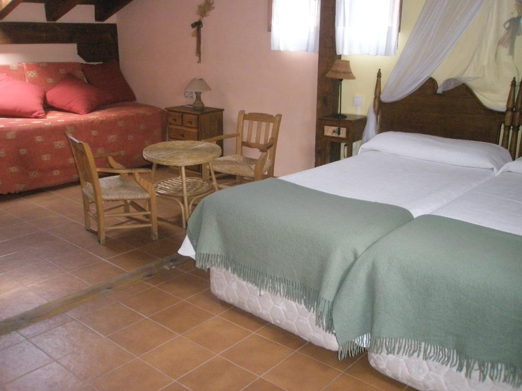 La Huerta De San Lorenzo Segovia Room photo